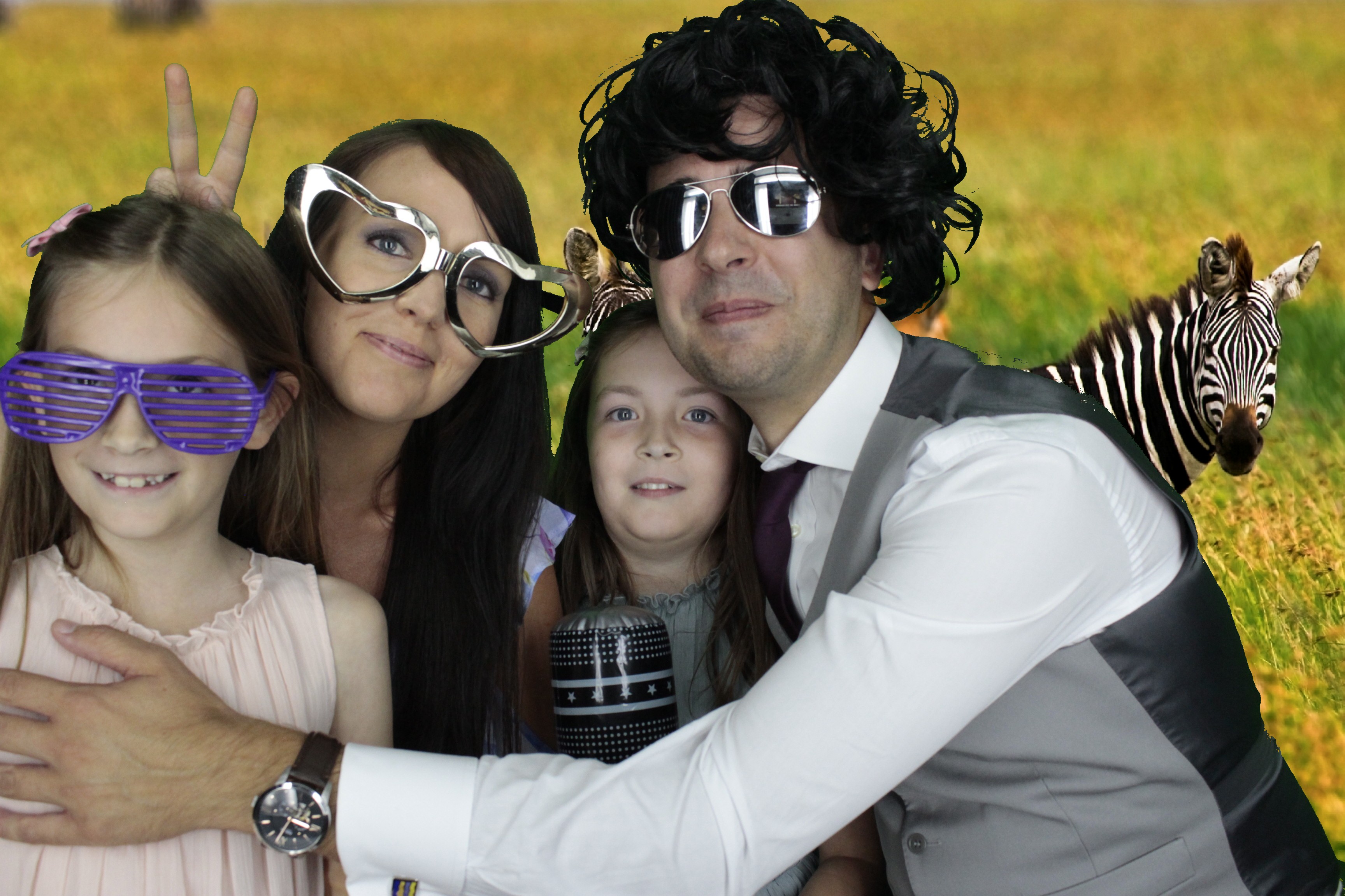 Mr & Mrs Brooks | View more photos from the event at gallery.myphotoboothexperience.co.uk/u/MyPhotoBoothExperienceLtd/Mr-Mrs-Brooks